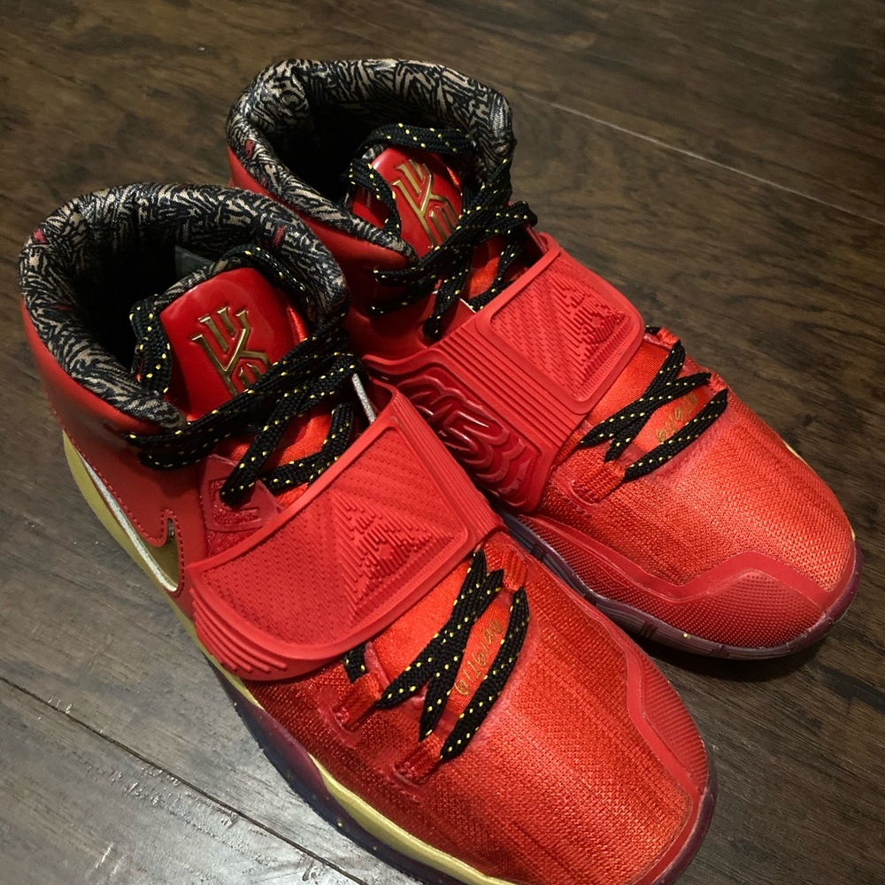 Nike Kyrie 6 All Star Red Gold Size 8.5 Womens Ko… - image 2